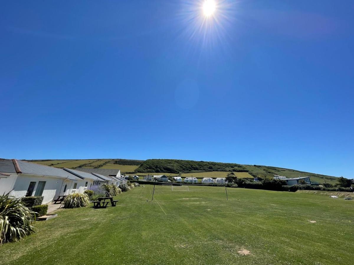 Croyde Bay Hotel Or Self Catering Bagian luar foto