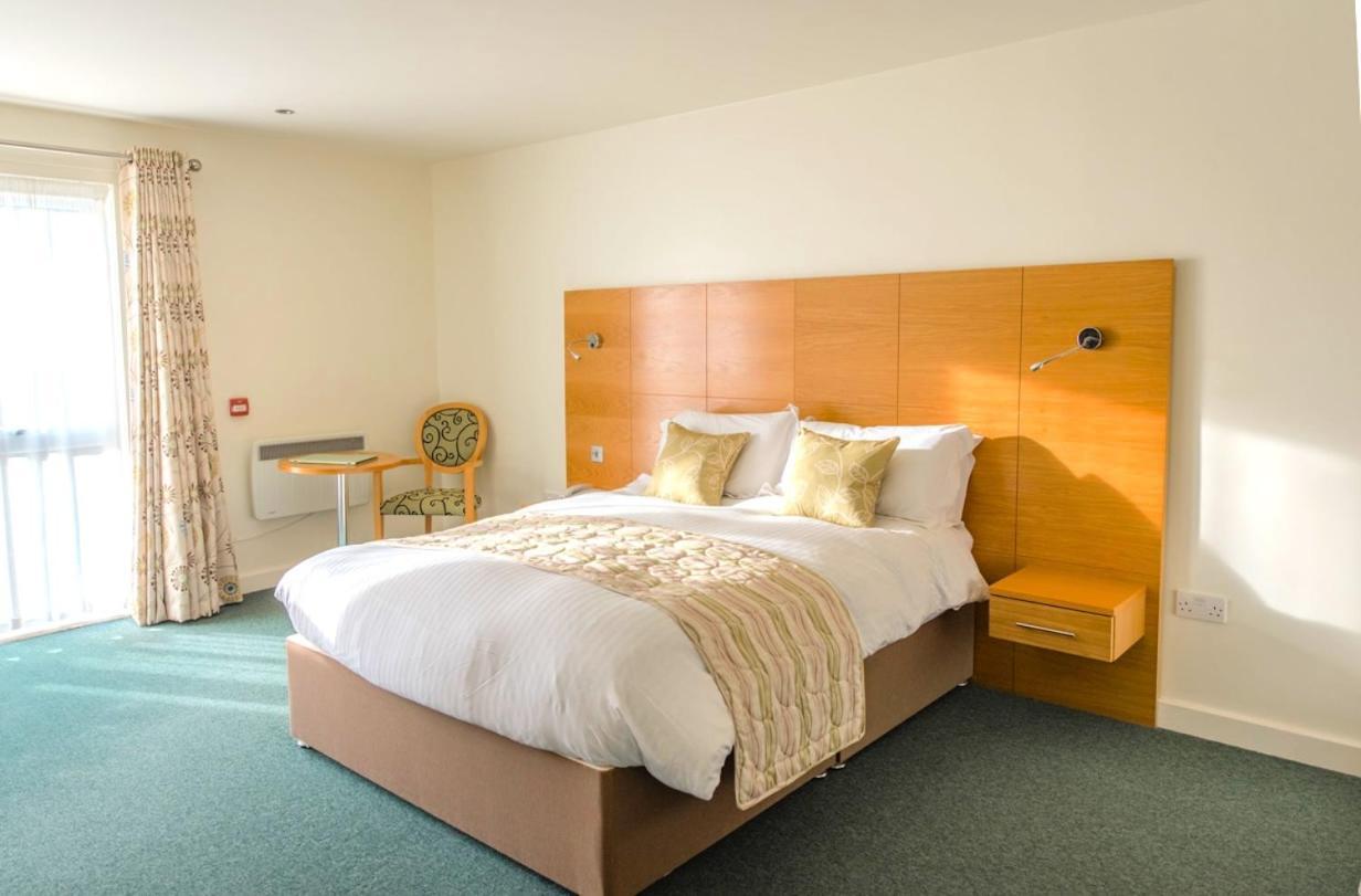 Croyde Bay Hotel Or Self Catering Bagian luar foto