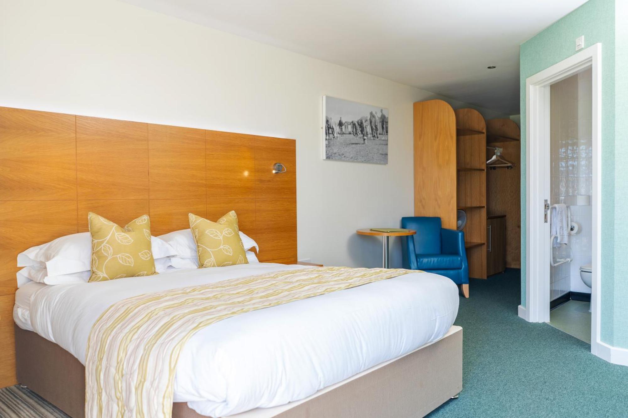Croyde Bay Hotel Or Self Catering Bagian luar foto