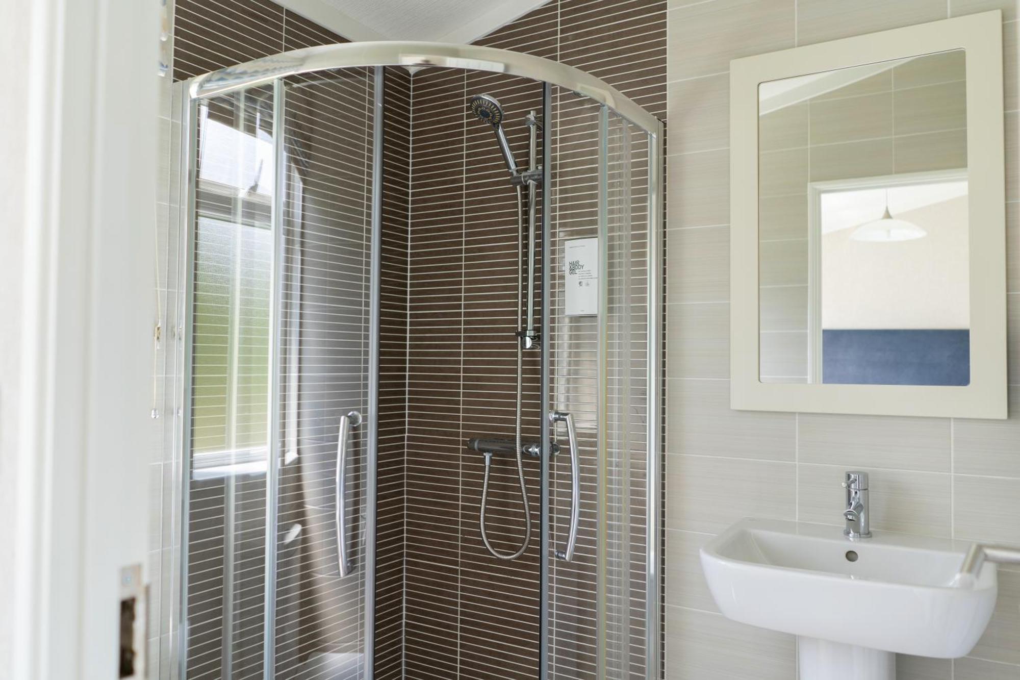 Croyde Bay Hotel Or Self Catering Bagian luar foto